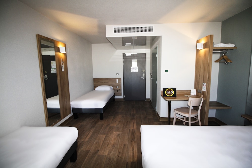 B And B Hotel Montelimar Sud 24/38