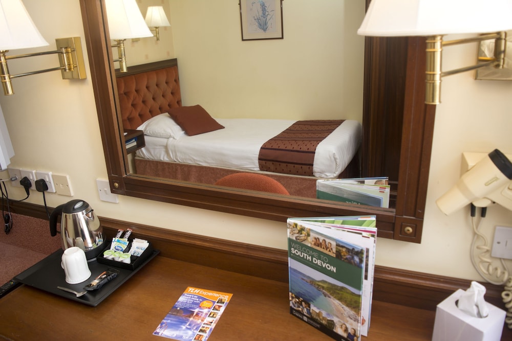 Tlh Toorak Hotel 16/50