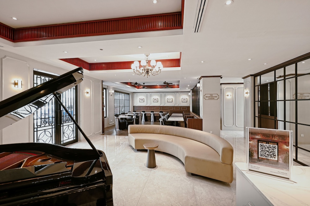 The Jesselton Hotel 38/50