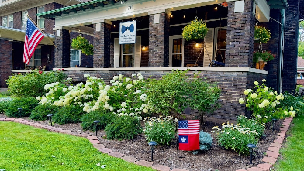 The Butler House Bed and Breakfast 3/50