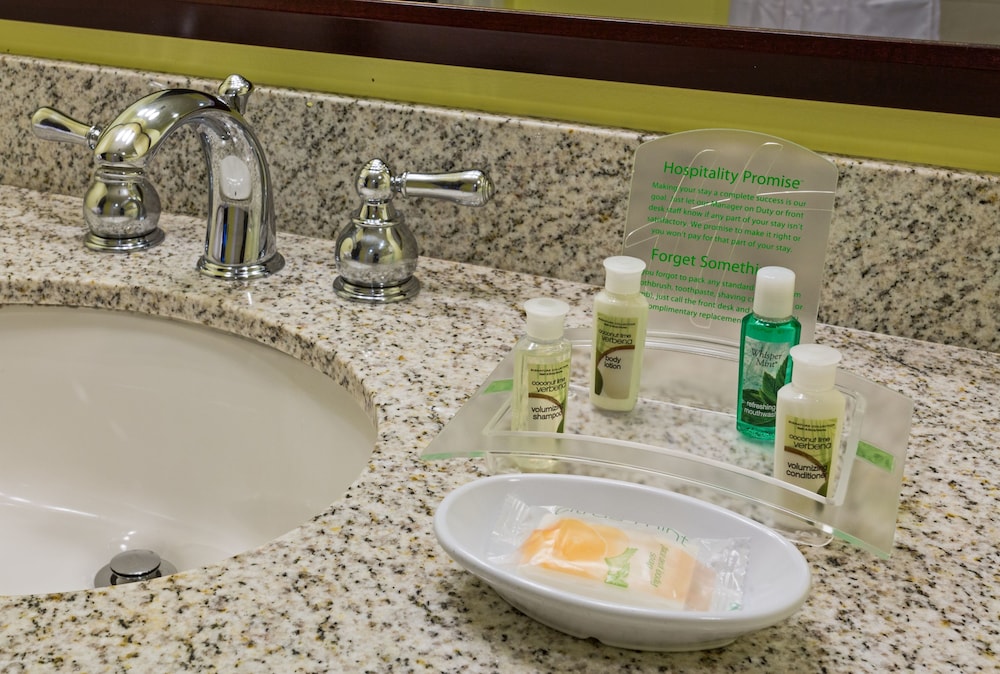 Holiday Inn Cleveland Clinic 48/64