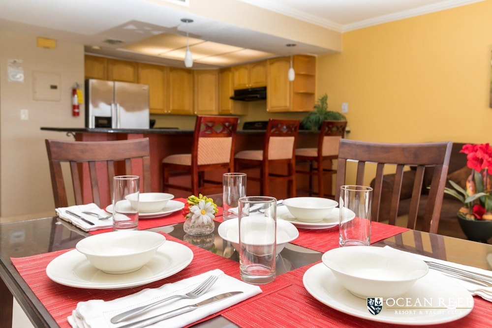 Ocean Reef Yacht Club Resort 52/75