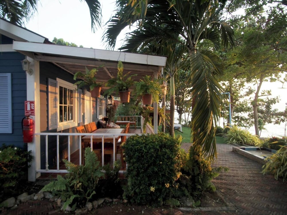 Pattaya Paradise Beach Resort 2/50