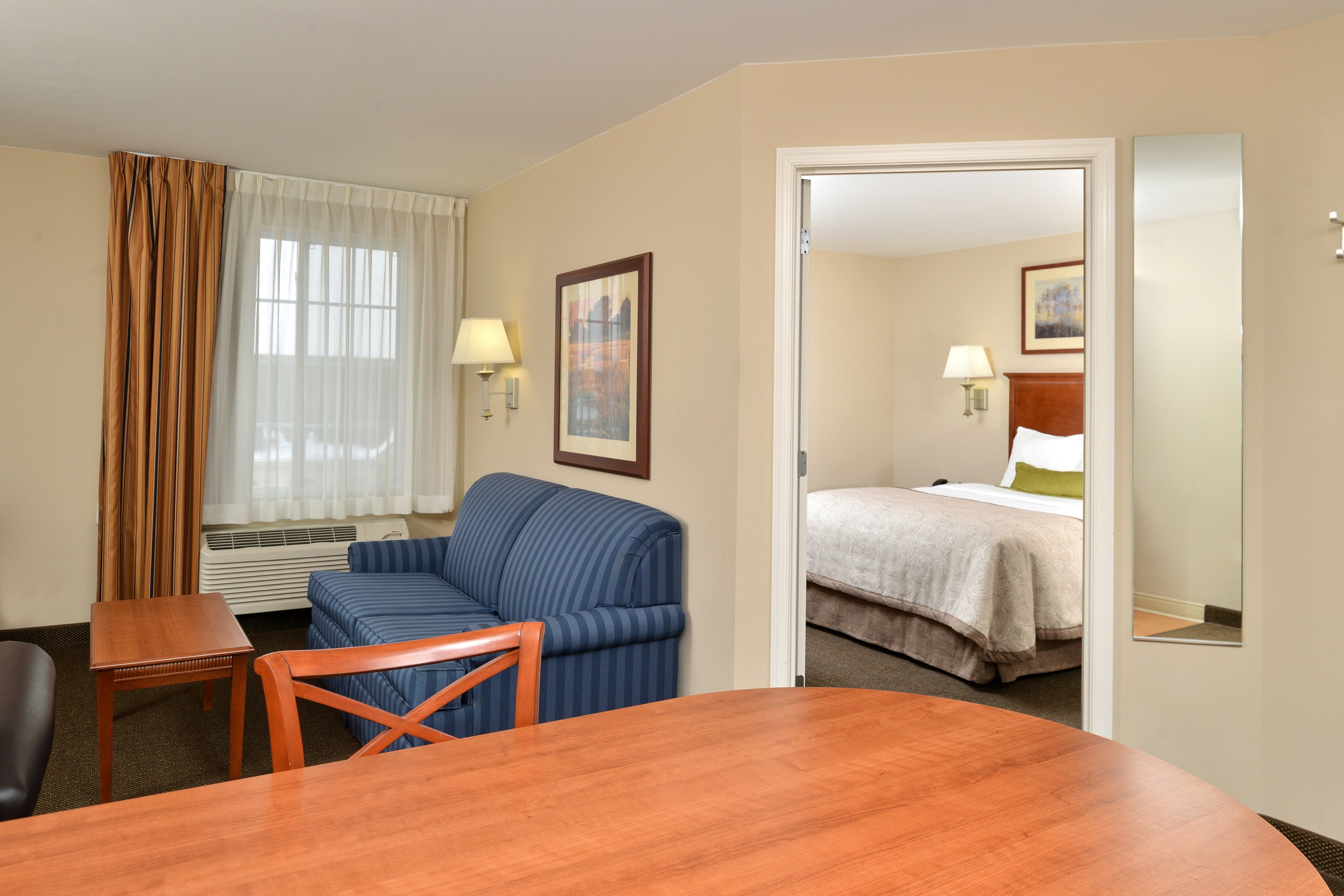 Candlewood Suites Chambersburg 24/63