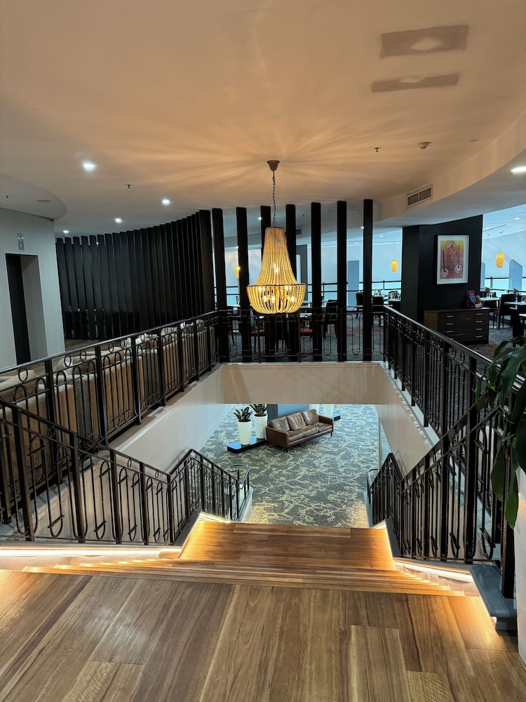 HOTEL GRAND CHANCELLOR TOWNSVILLE 42/62