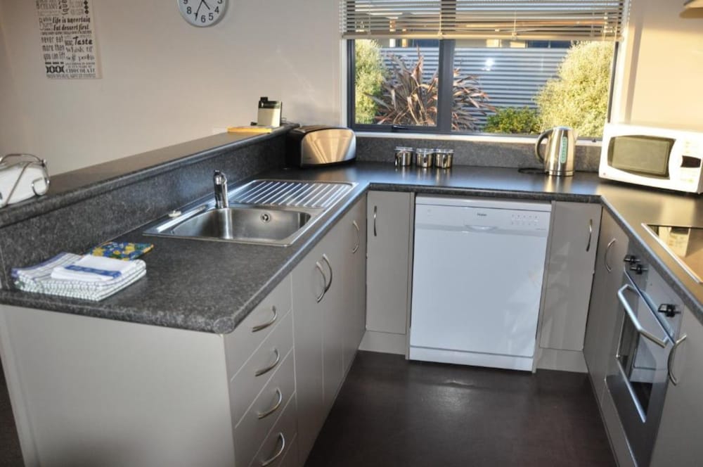 Birchwood Cottages 15/66