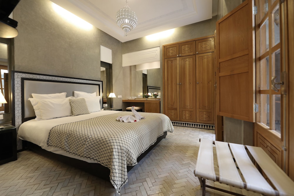 Riad L Etoile D Orient 20/75