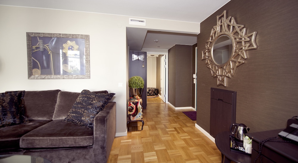 Home Hotel Tapto 39/58