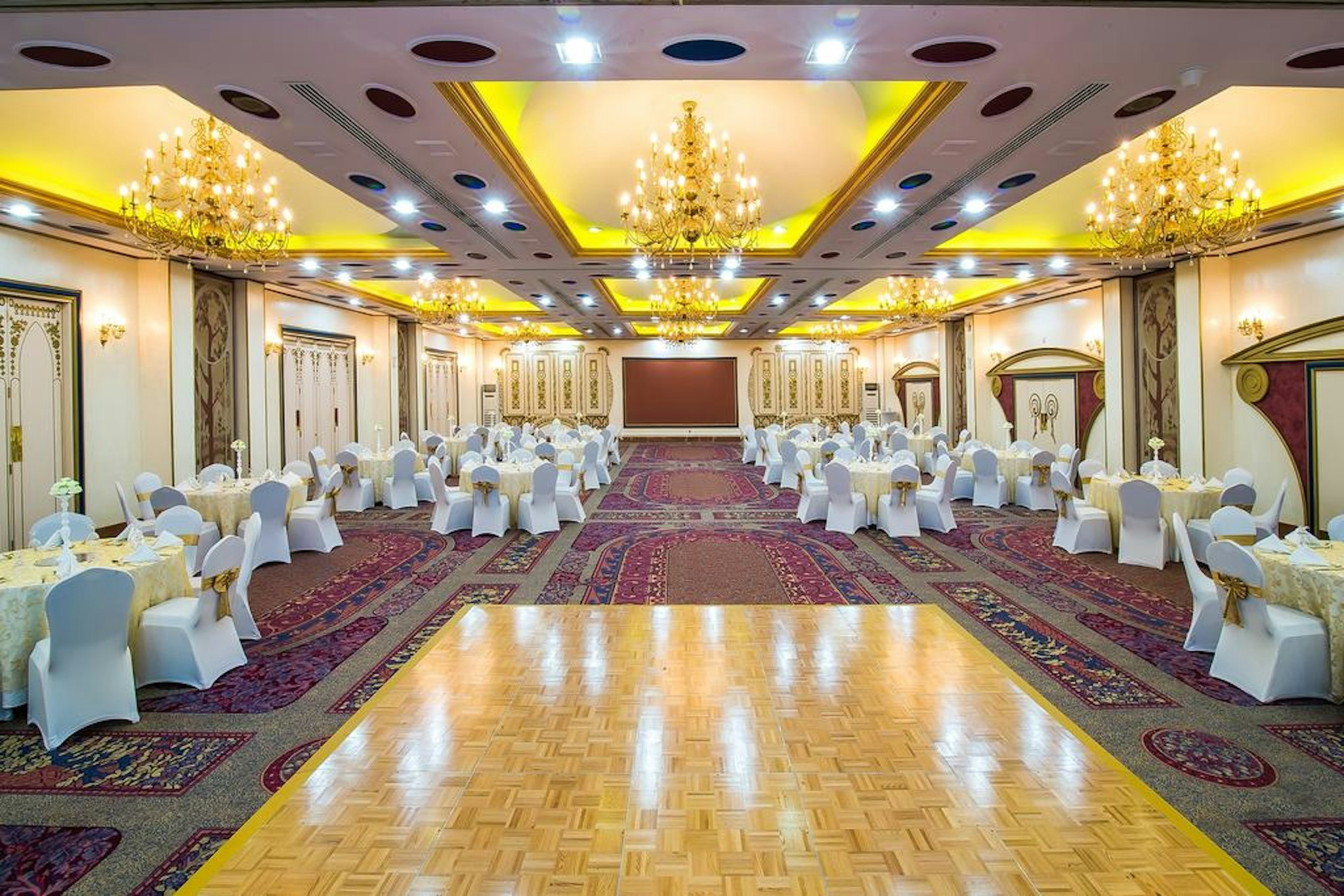 Hotel Holiday International Sharjah 15/25