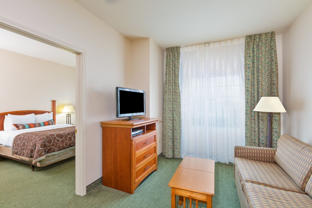 STAYBRIDGE SUITES BROWNSVILLE 27/73