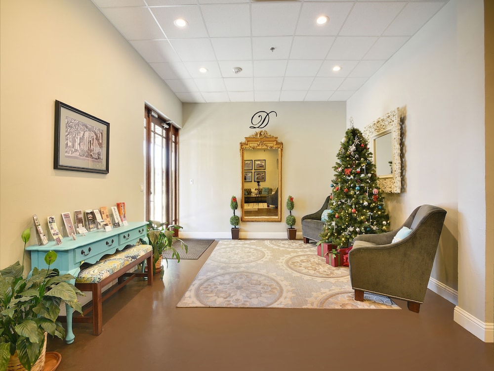 The Dilworth Inn Suites 30/46