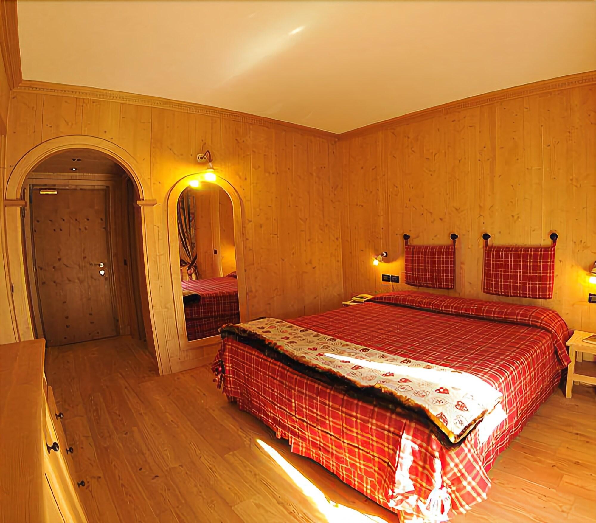 HOTEL BAITA DEI PINI 24/32