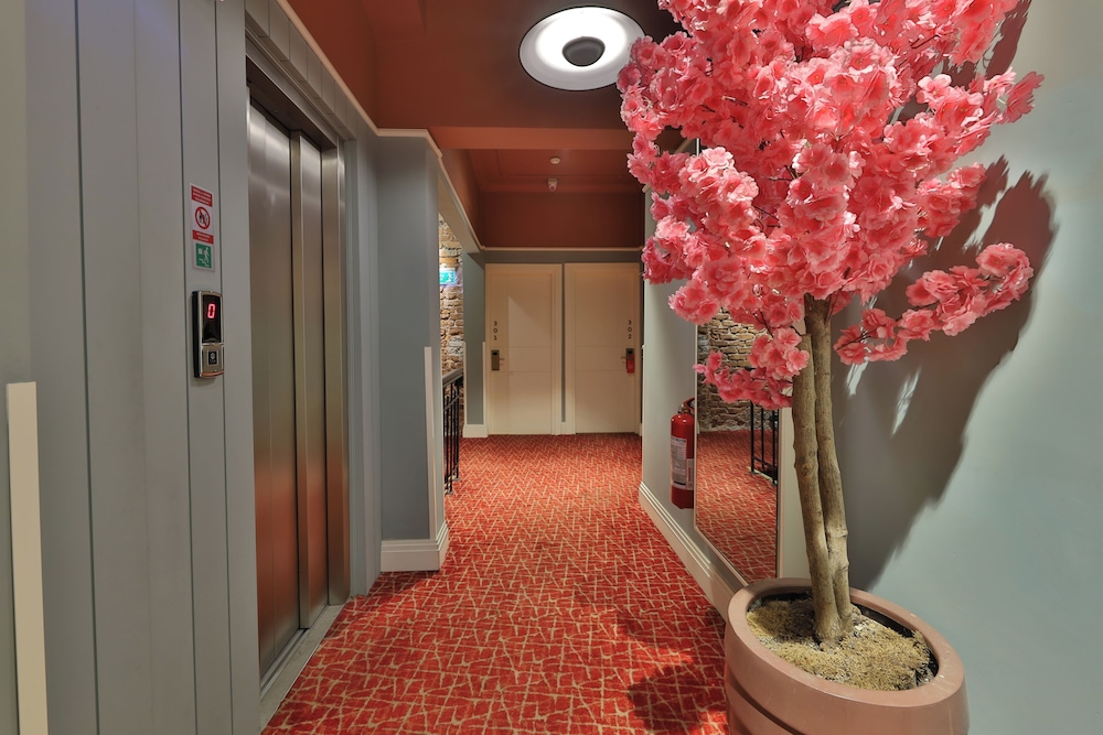 EA Exclusive Hotel & Kocatepe 36/57
