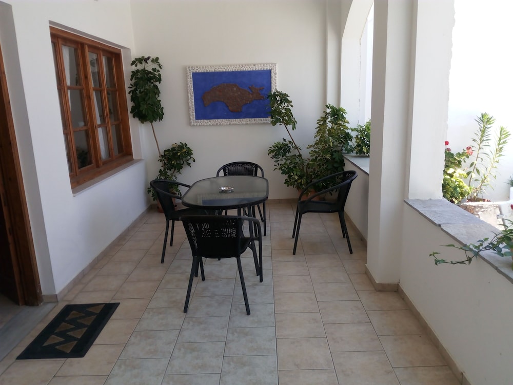 Tarsanas Apartments 37/49