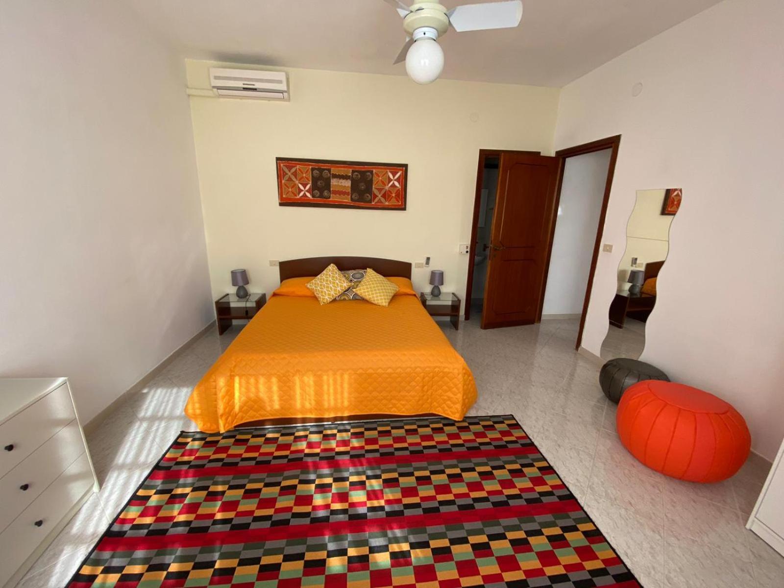 Hotel Centosedici 7/50