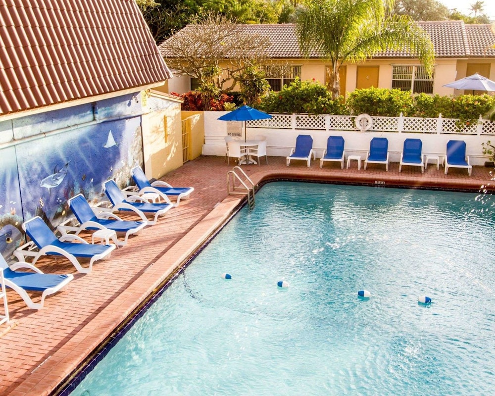 Comfort Inn Oceanside Deerfield Beach 4/46