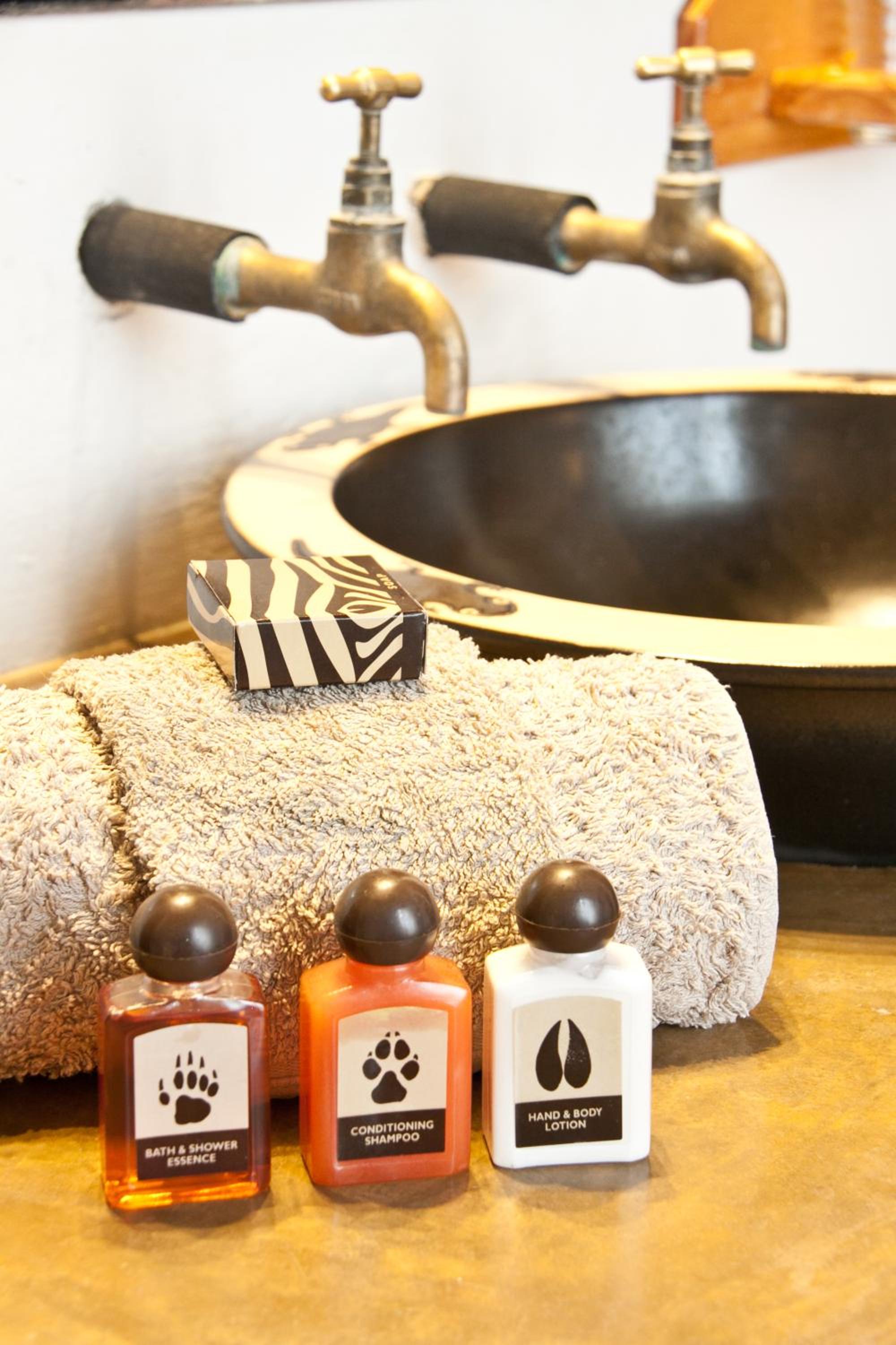 Casart Game Lodge 42/72