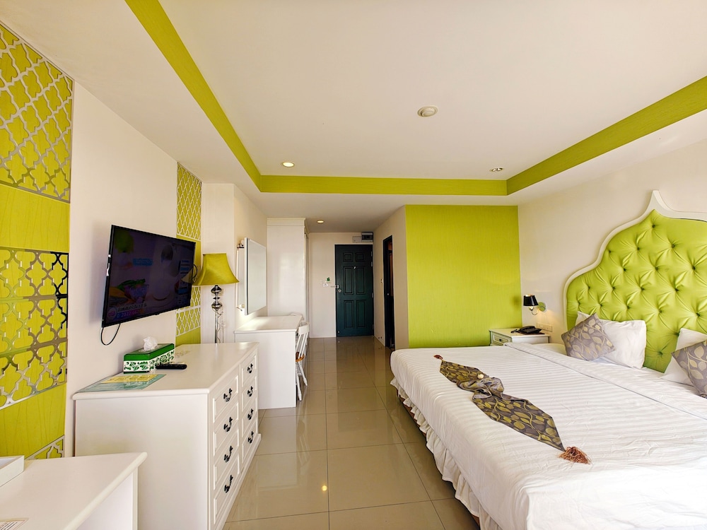 Harmonize Hotel 16/75