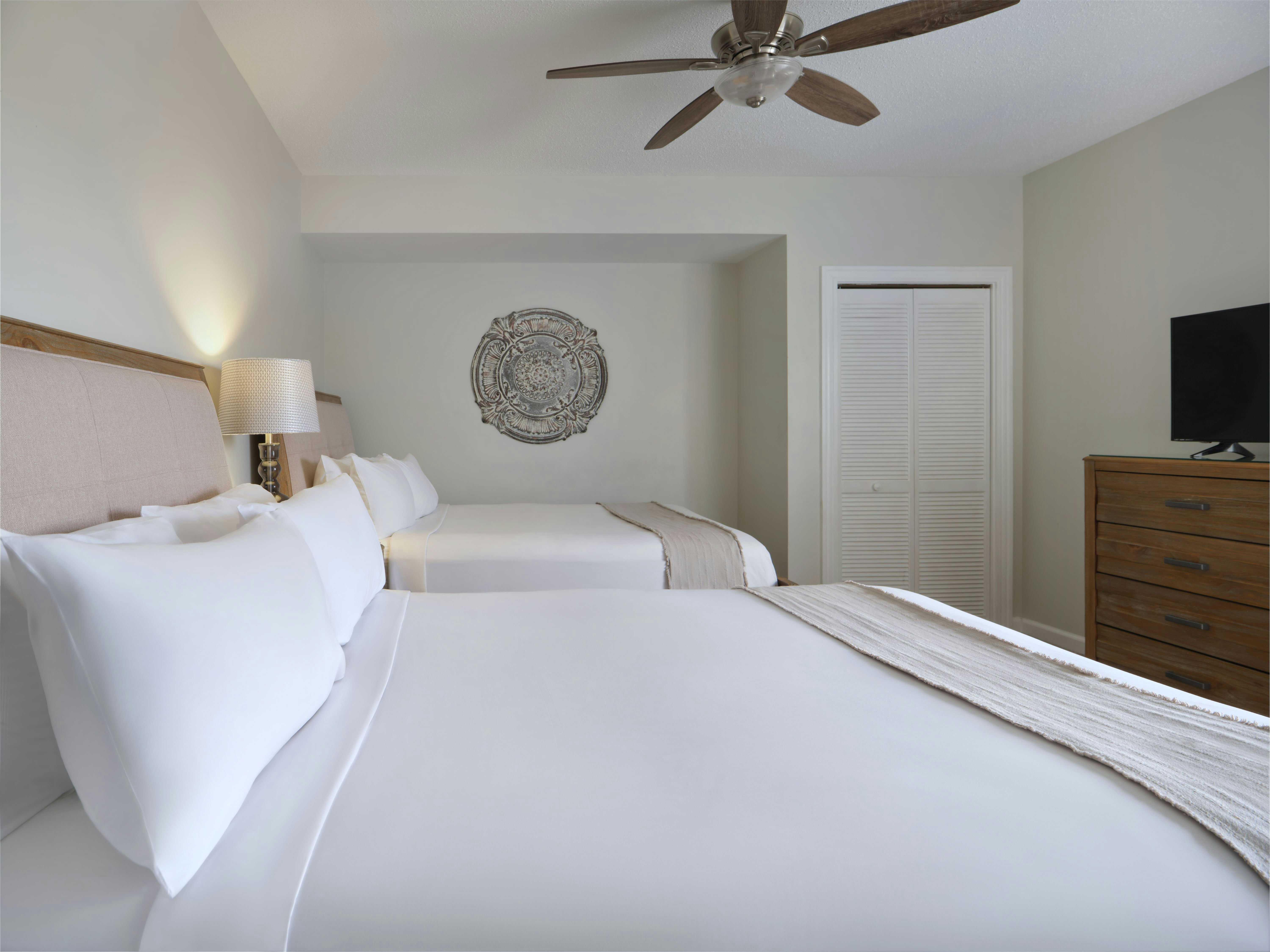 شقة سكنية بإطلالة على البحر بـ3 غرف نوم، Royale Palms Condominiums 2/2