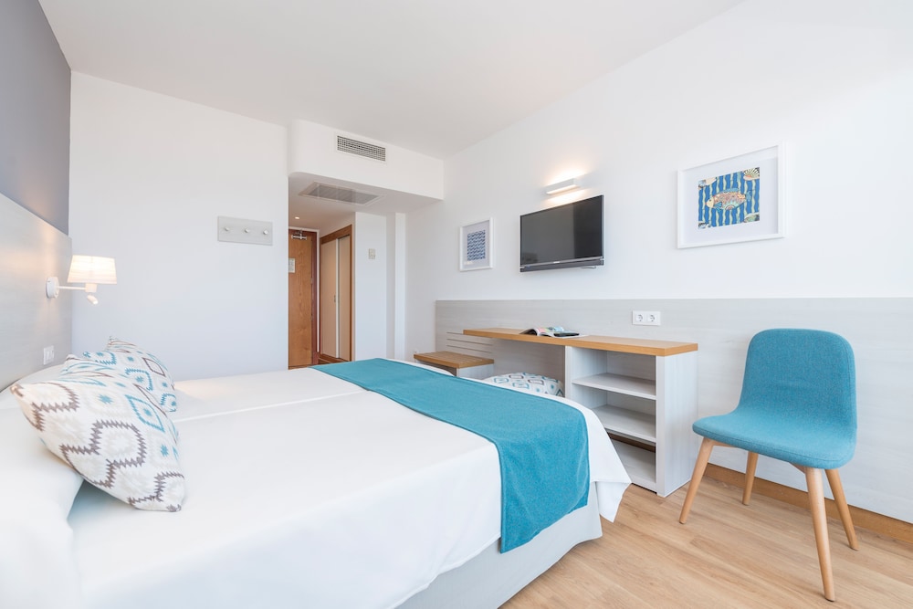 ROOM, SINGLE, DOUBLE BED, BALCONY