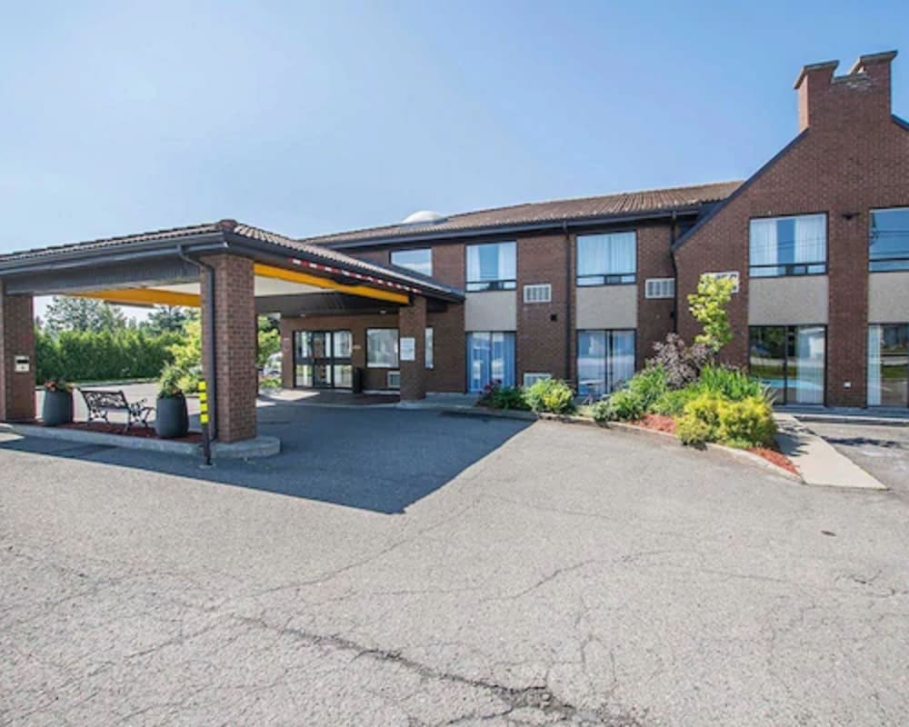 Comfort Inn Rimouski 1/38