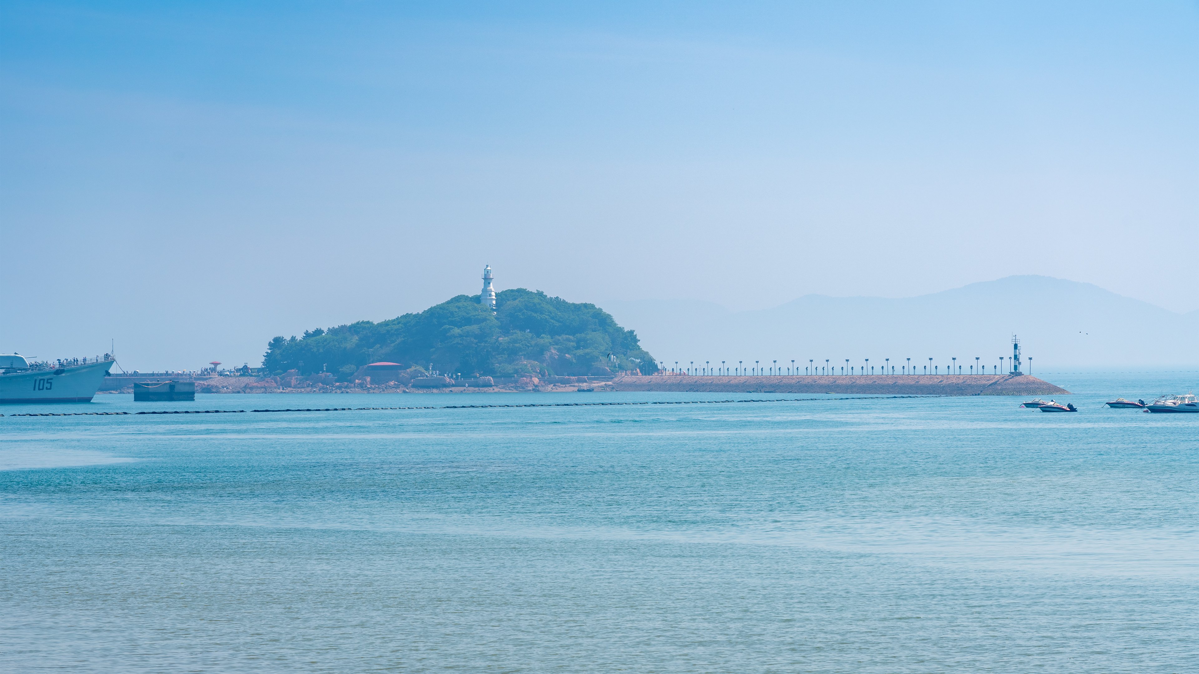 Holiday Inn Express Qingdao Shibei 36/37