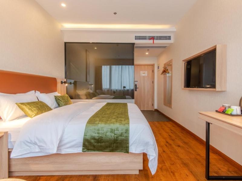 GreenTree Inn Hefei Changjiang West Road Zhenxing Road Subway Station Jiaqiao Yueshan International 2/27