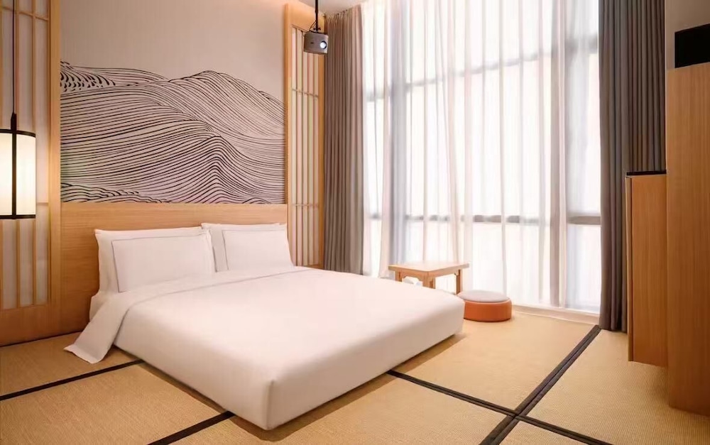 UrCove by HYATT Shenzhen Bay Mixc 10/58