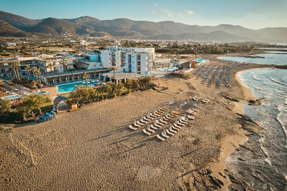 Malia Bay Beach Hotel And Bungalows 69/71