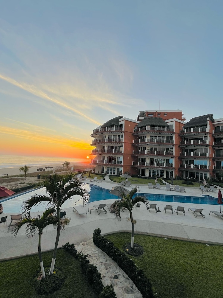 Vivo Resorts 38/50