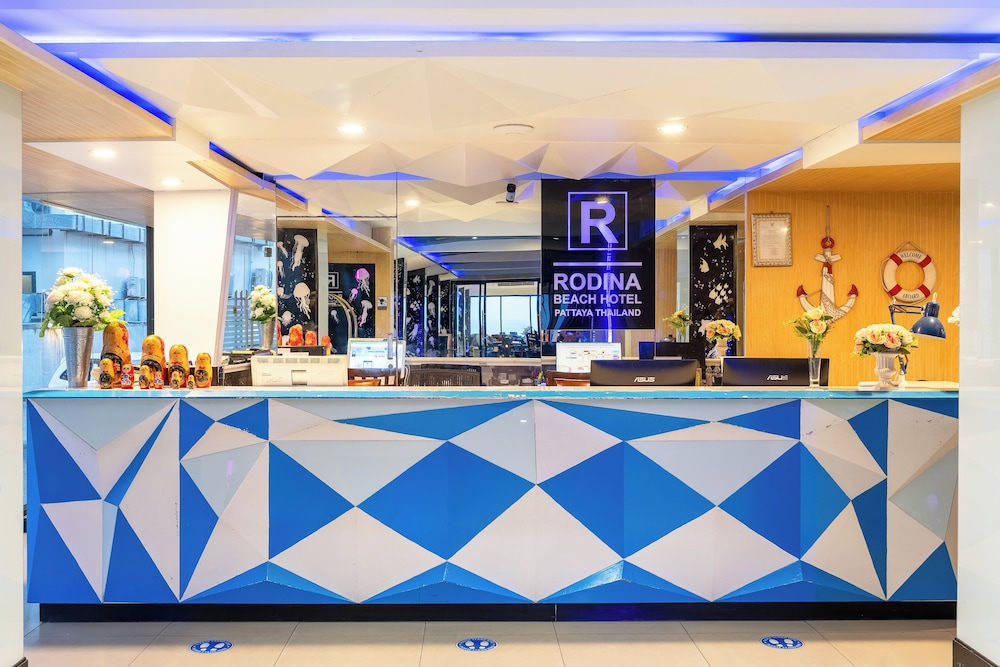 Rodina Beach Hotel 12/74