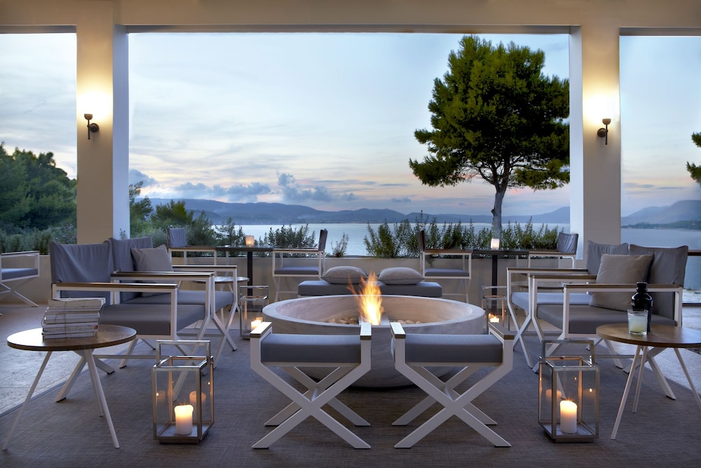 Thalassa Boutique Hotel 51/77