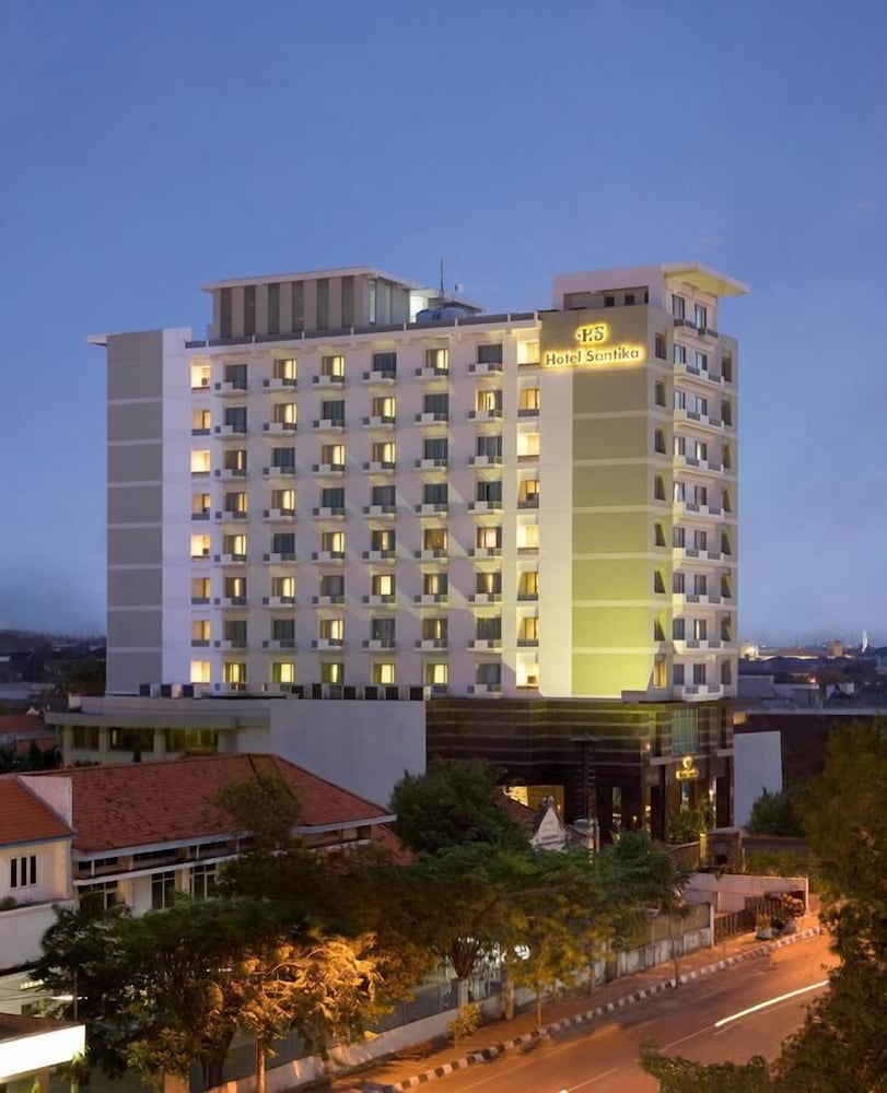 Hotel Santika Pandegiling 2/55
