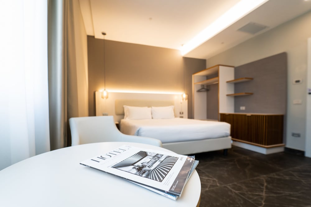 Hotel Milano Castello 35/70