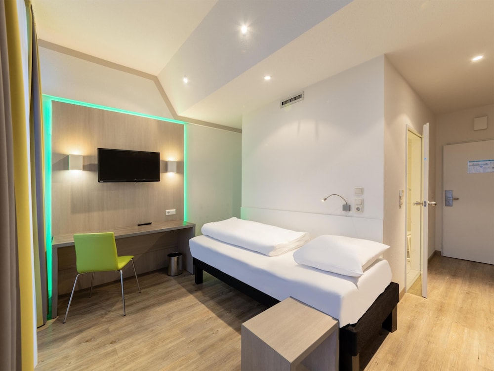 B&B Hotel Bochum Hbf - Nord 18/55