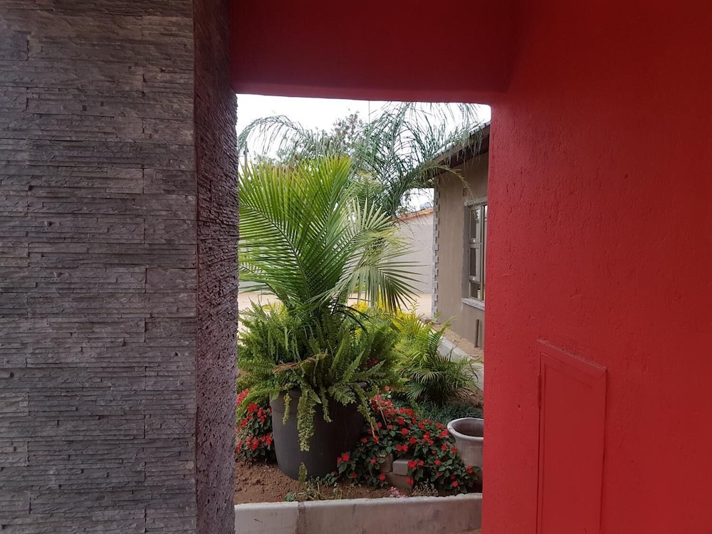La-Signature Guest House 20/23