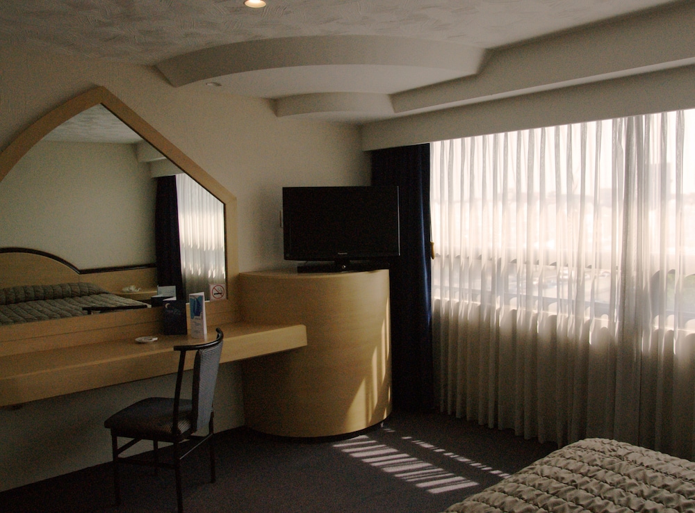 Portonovo Hotel And Suites 27/35