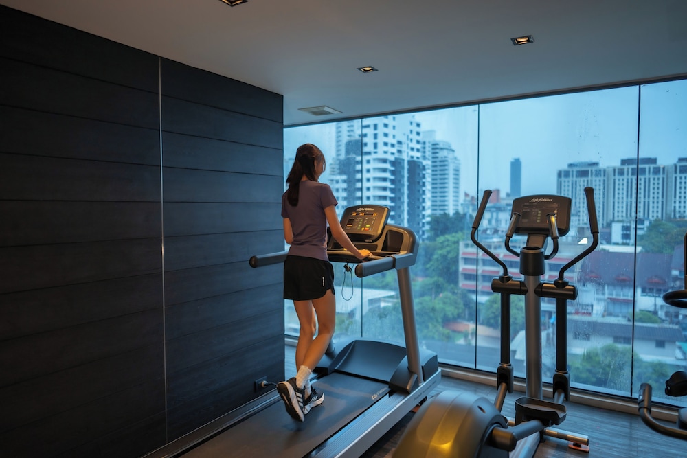 Voque Hotel & Serviced Residence Sukhumvit 51 16/37