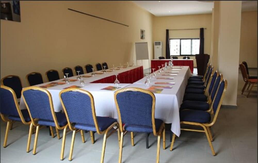 Douala Design Hotel 30/36