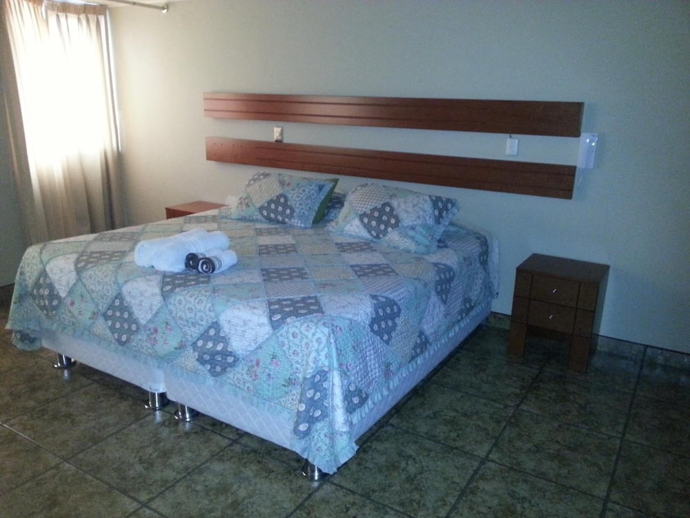 BASIC, DOUBLE BED
