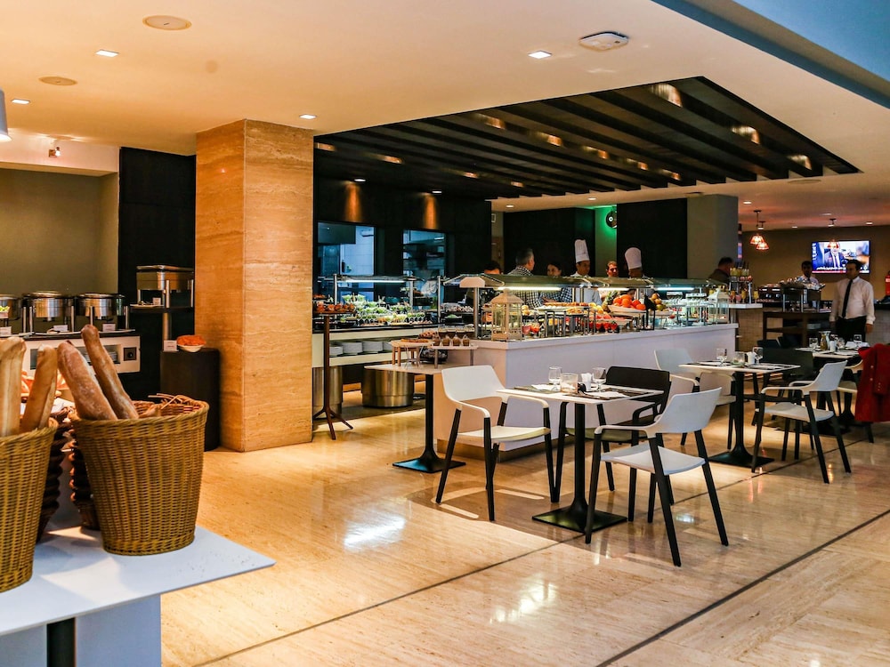 Novotel Tunis 37/50