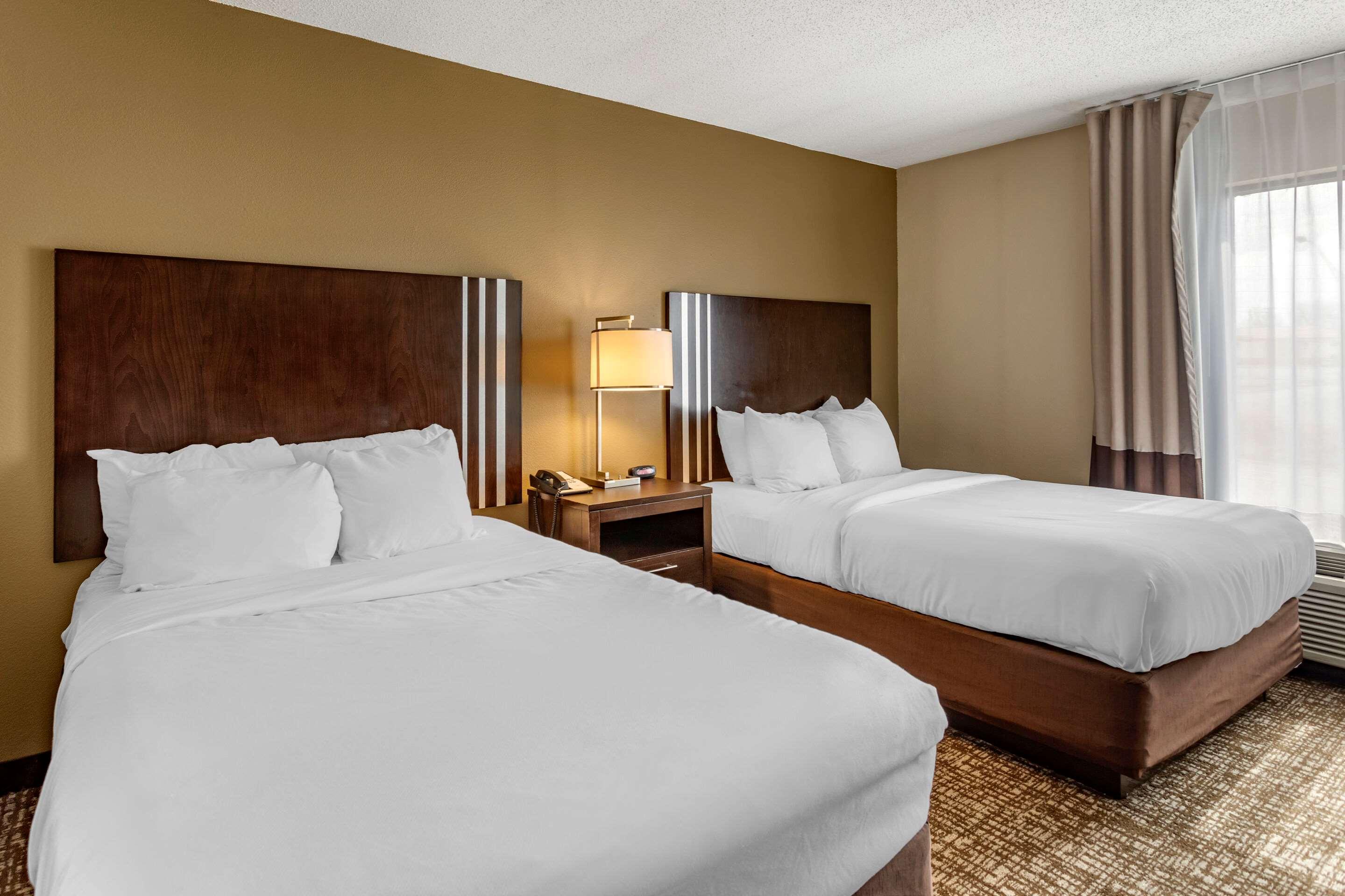 Upgrade, 2 Double Beds