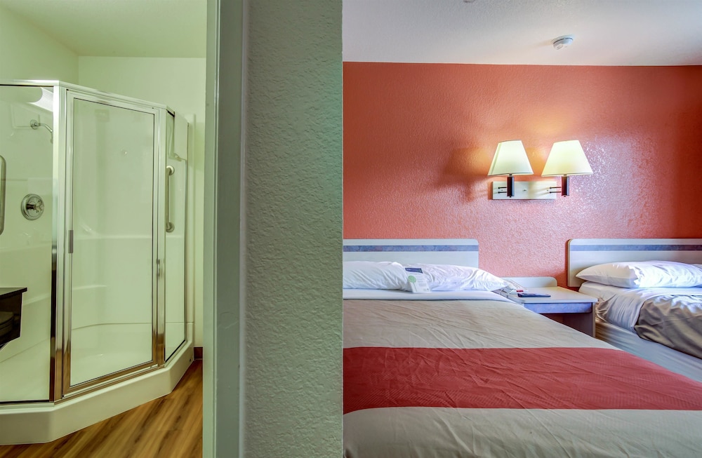 Motel6 Grants Pass, OR 30/44