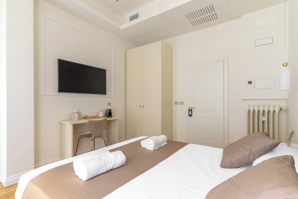 Montello Suites Foresteria Lombarda 11/26