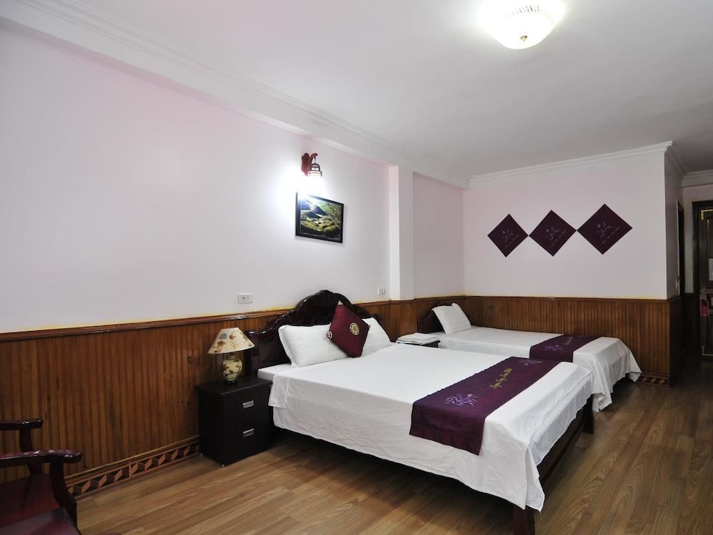 Ngan Nga Bac Ha Hotel 4/22