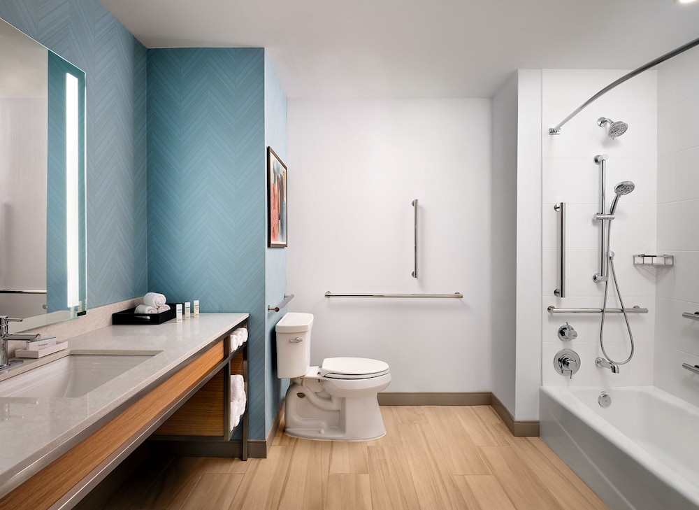 Hilton Garden Inn Grapevine at Silverlake Crossings 8/27