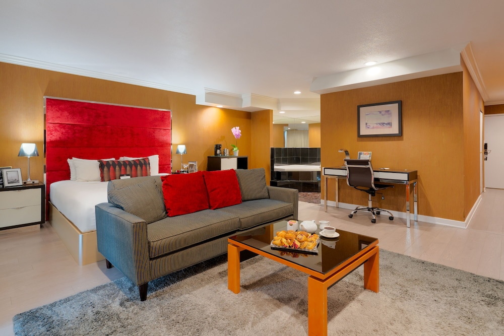 Executive Suites Hotel and Conference Centre Metro Vancouver 39/57
