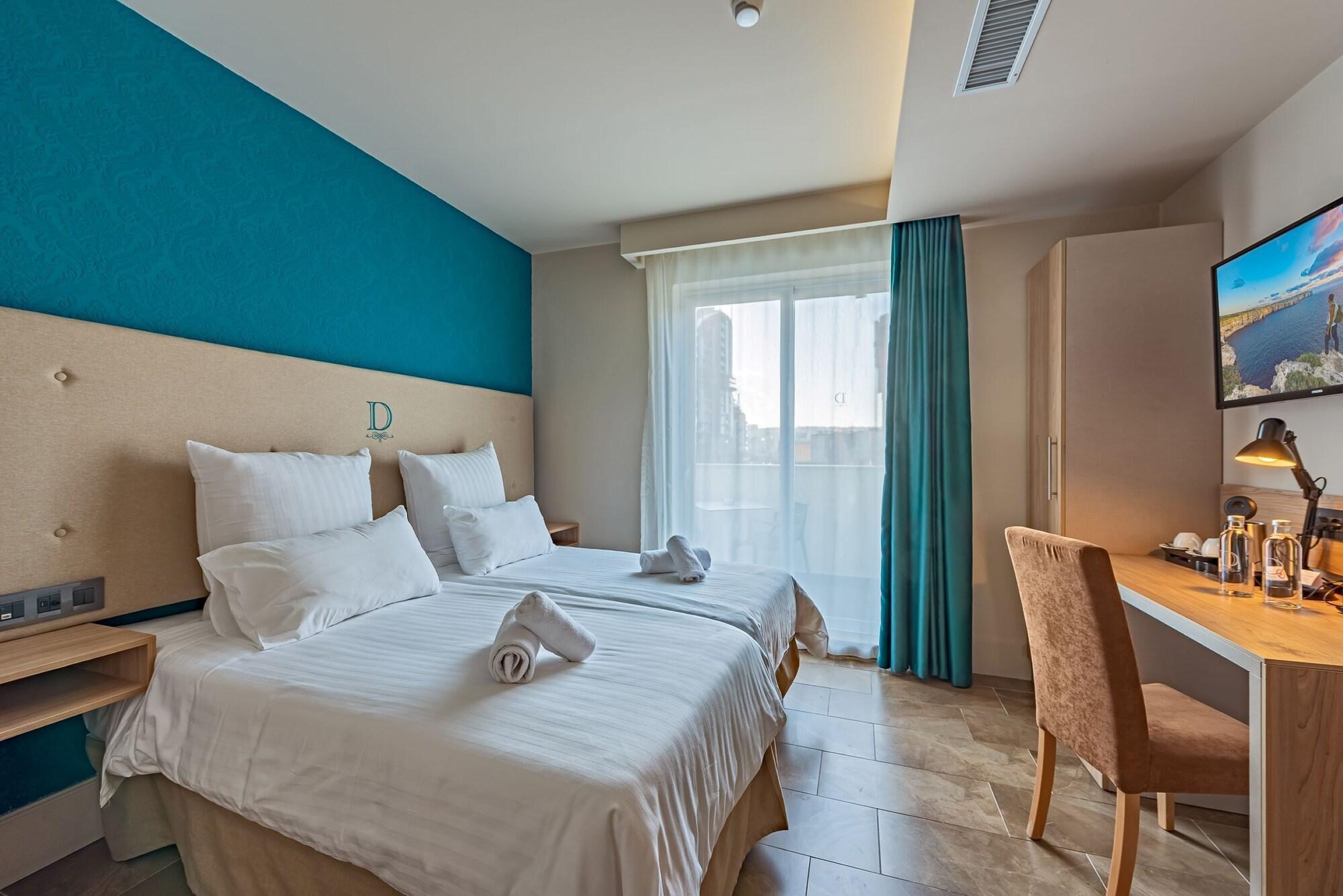 2 Bedrooms, Design, Quadruple, Balcony