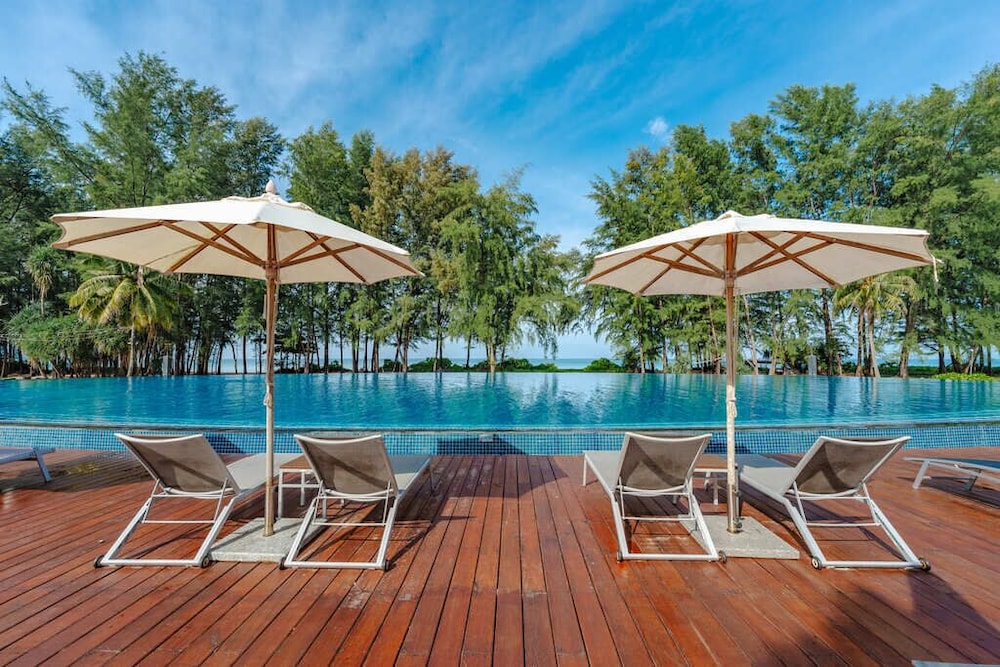 Splash Beach Resort Maikhao Phuket 29/50