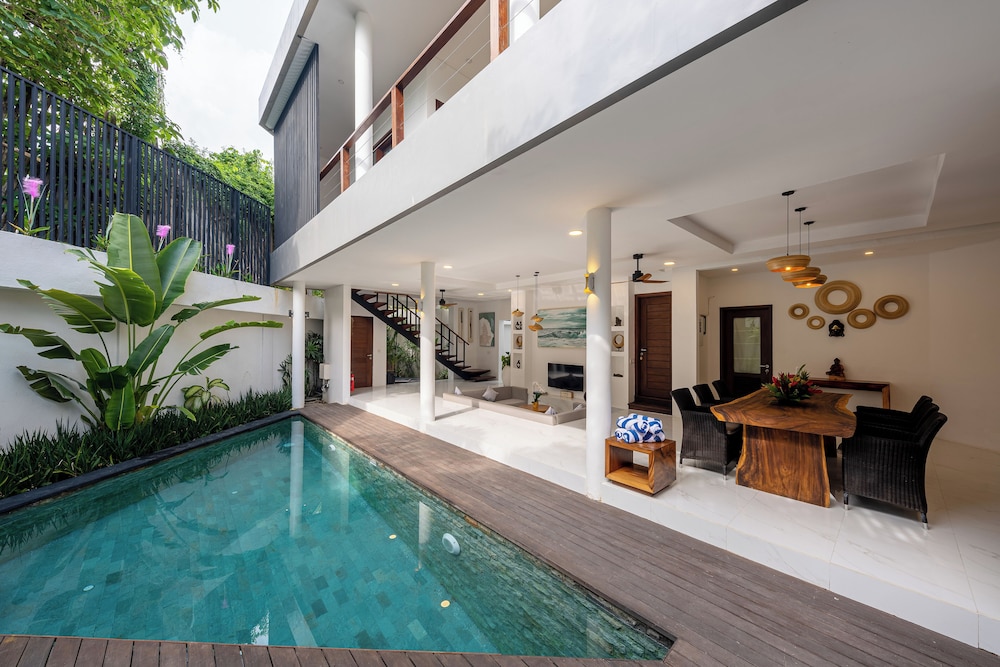 Villa La Sirena by Nagisa Bali 27/50